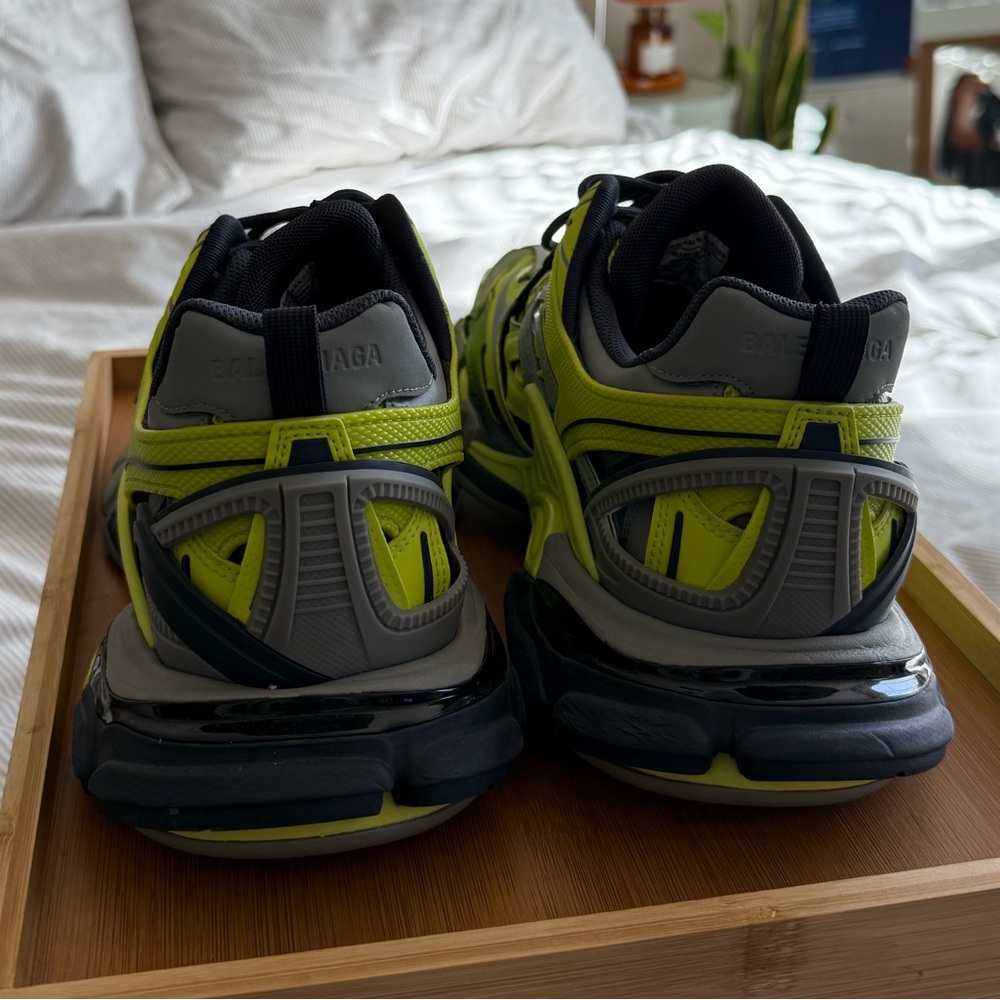 Balenciaga - Men’s Track 2 Sneakers - Size 44 (EU), 10.5 (US) - Neon Green - Picture 3 of 6